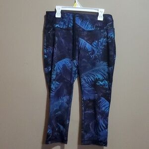 Danskin now leggings size small